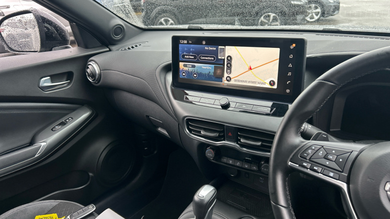 Nissan Juke 1.0 DiG-T N-Connecta 5dr DCT Petrol Hatchback